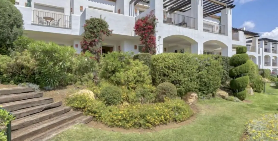 Продажа апартаментов на первом этаже в La Quinta 17