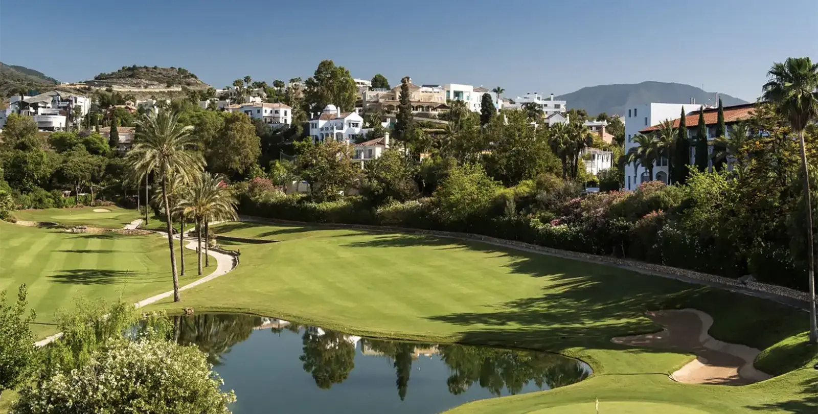 Sale of ground floor apartment in La Quinta 18