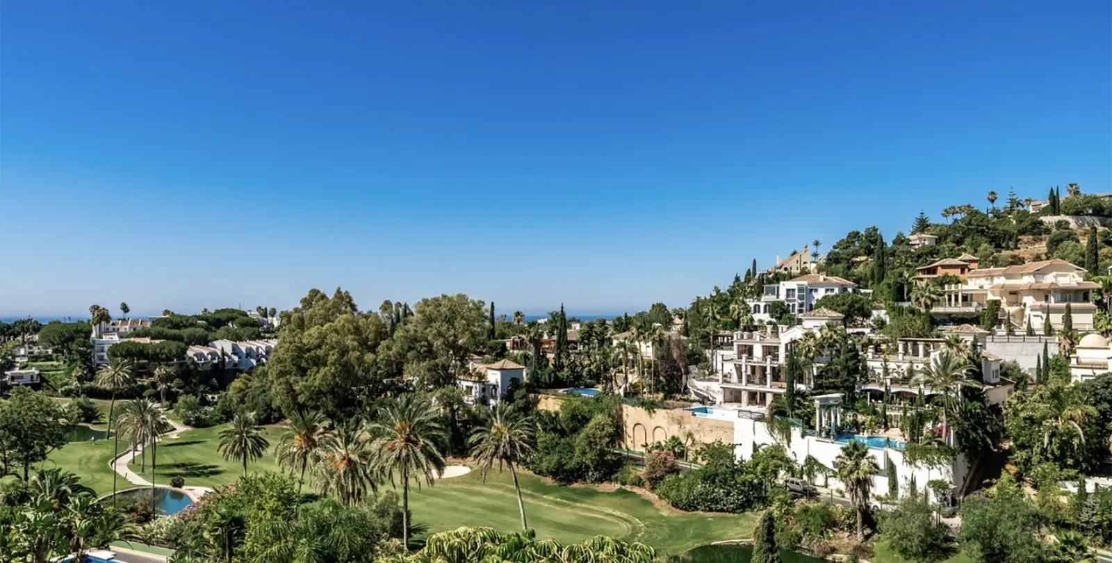 Sale of ground floor apartment in La Quinta 19