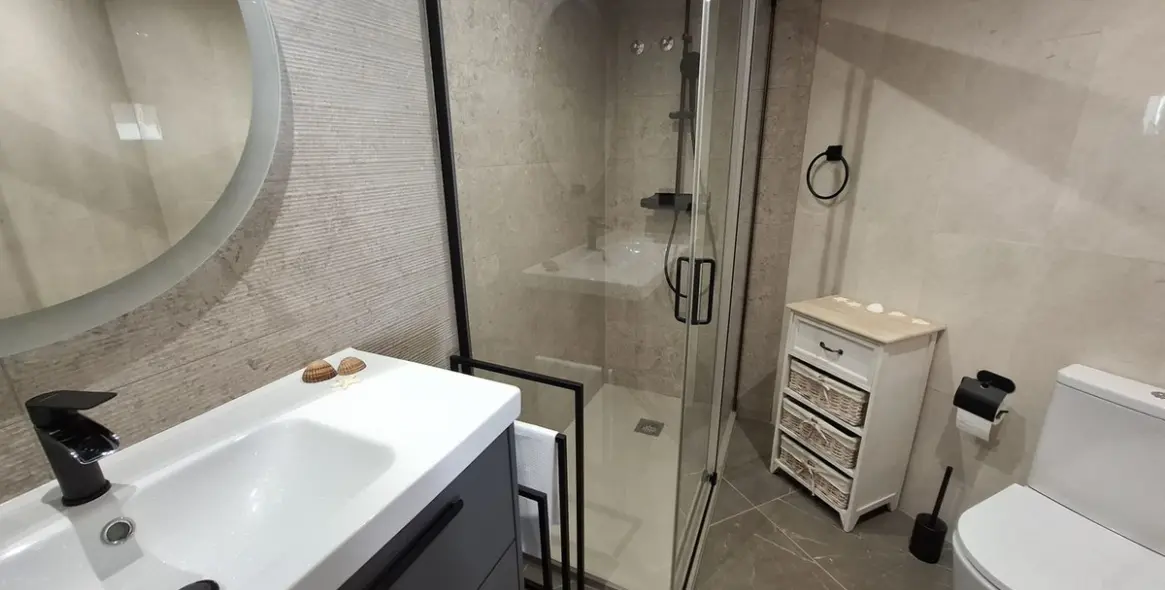 Sale of middle floor apartment in Nueva Andalucía 14