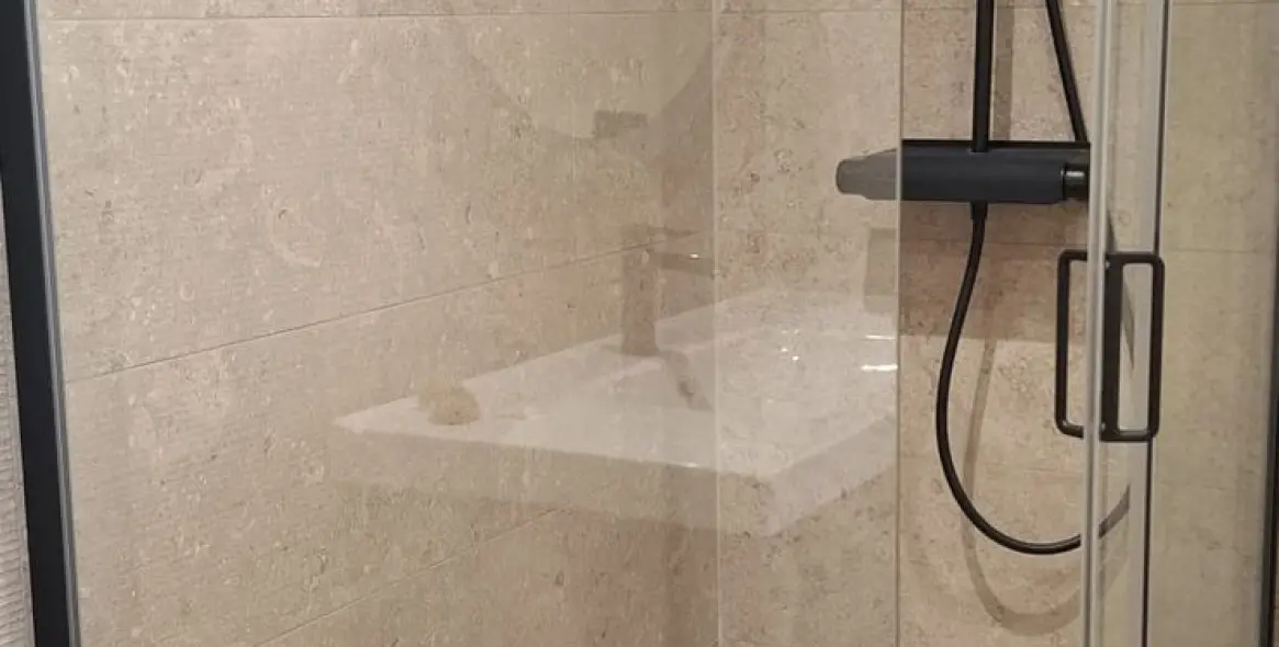 Sale of middle floor apartment in Nueva Andalucía 16