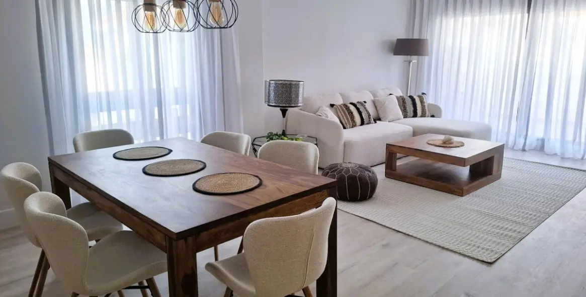 Sale of middle floor apartment in Nueva Andalucía 21