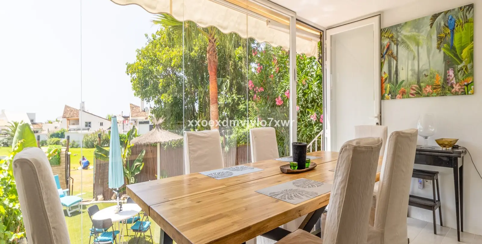 Продажа дома на две семьи в Estepona 17