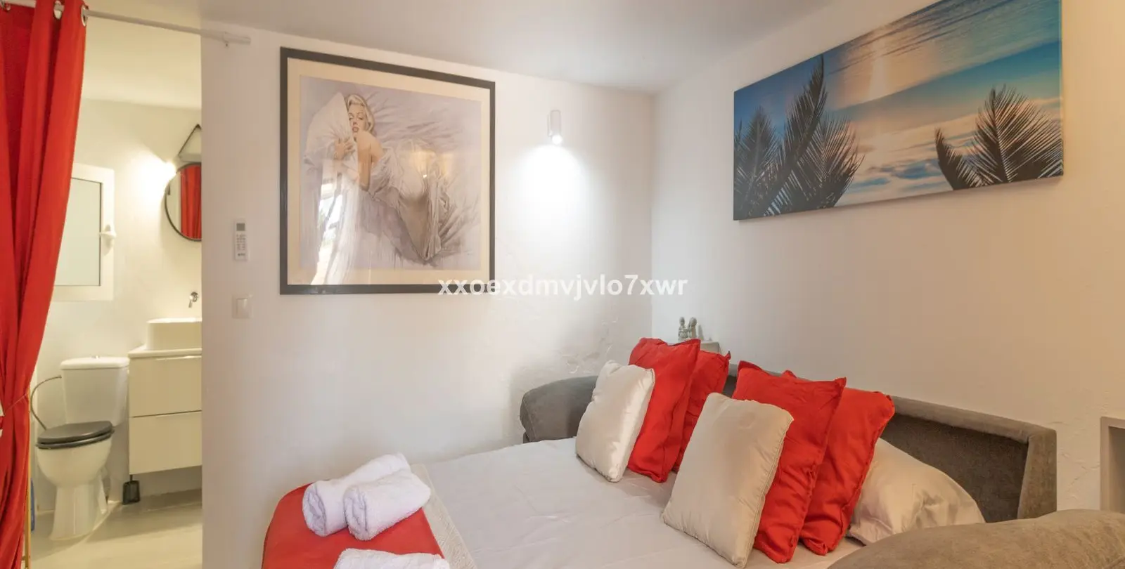 Продажа дома на две семьи в Estepona 19