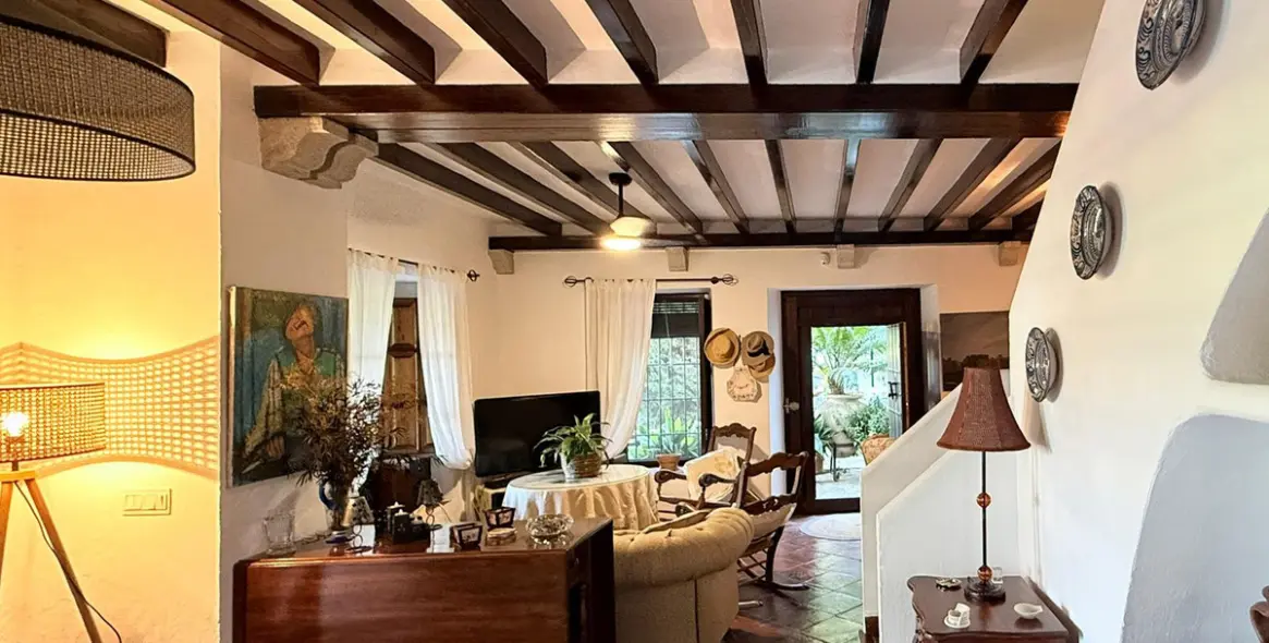 Продажа финки в Alora 12