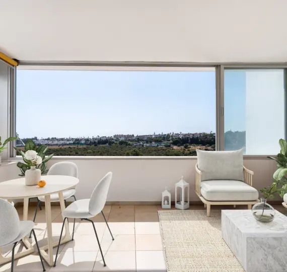 Sale of middle floor apartment in Guadalmina Alta