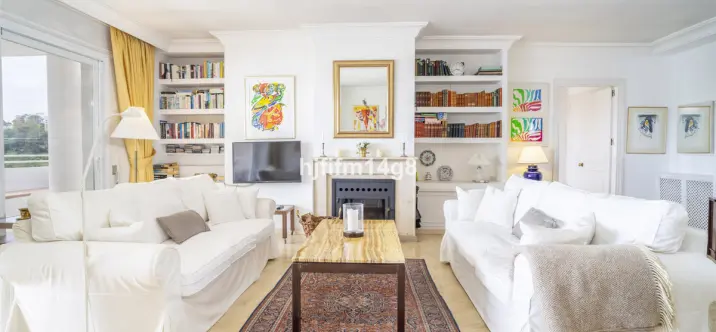 Sale of middle floor apartment in Guadalmina Alta 4