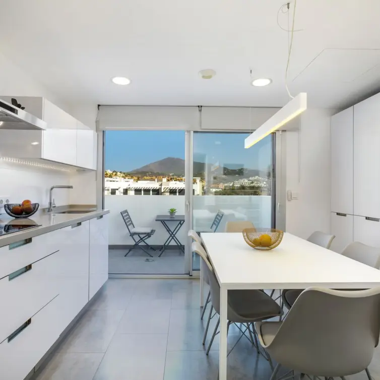 Продажа пентхауса в Estepona