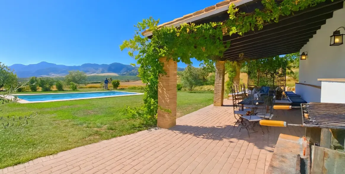 Sale of detached villa in Ronda 5