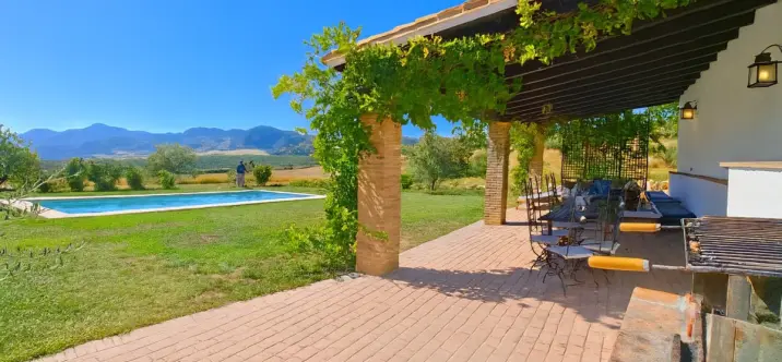 Sale of detached villa in Ronda 4