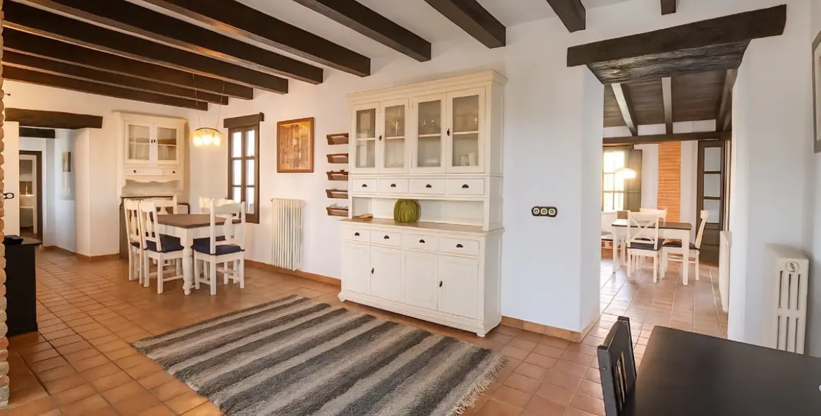 Sale of detached villa in Ronda 12