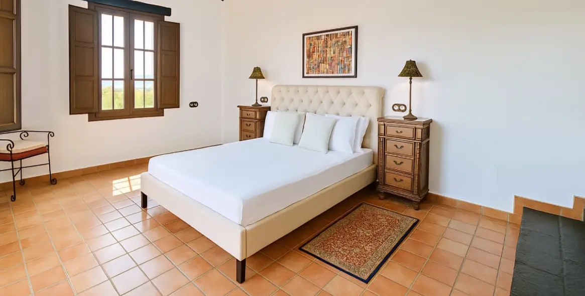 Sale of detached villa in Ronda 18