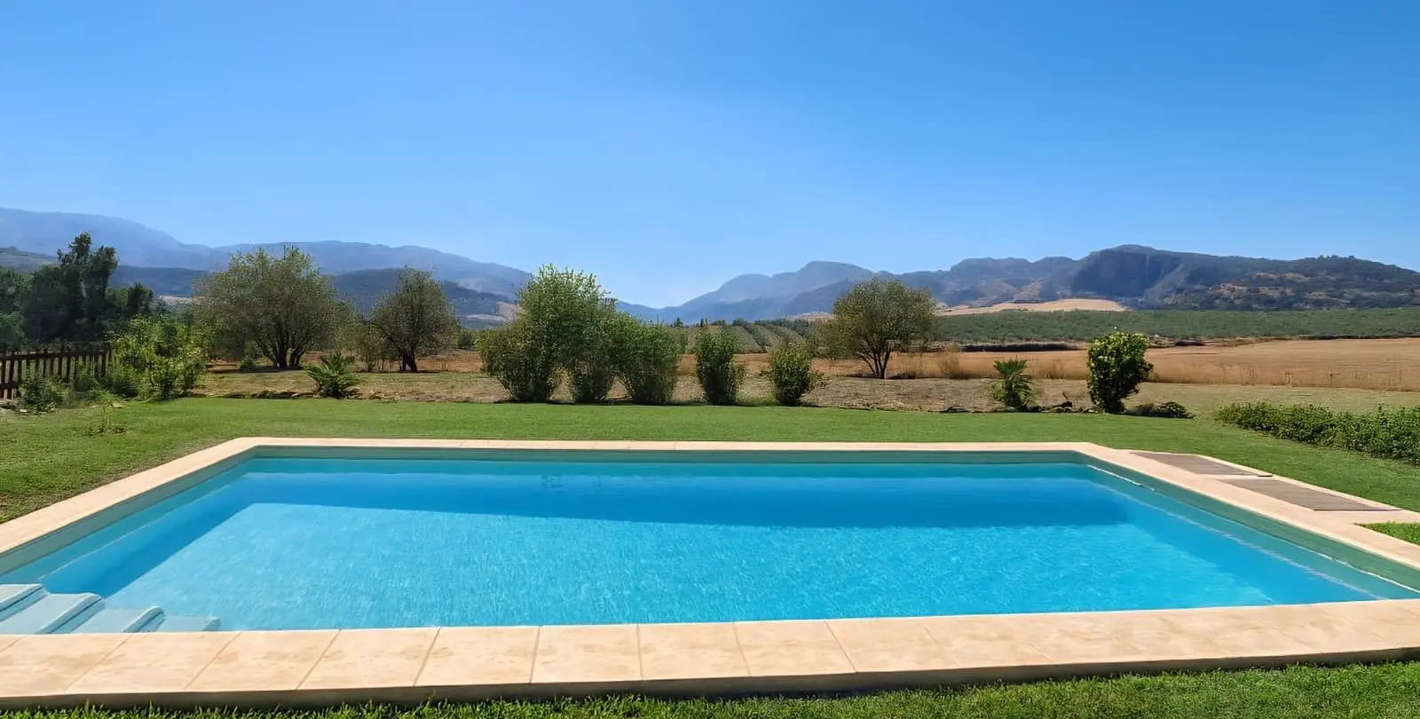 Venta de villa independiente en Ronda 26