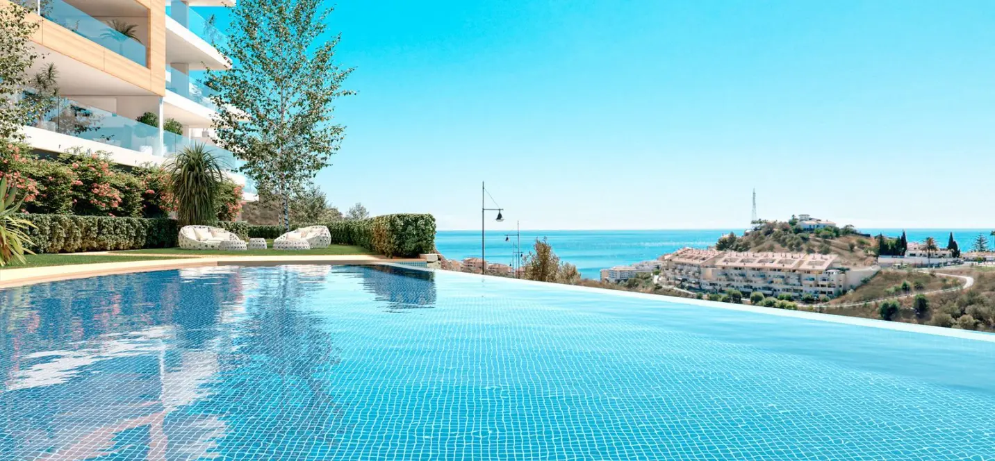 Sale of middle floor apartment in Benalmadena 1