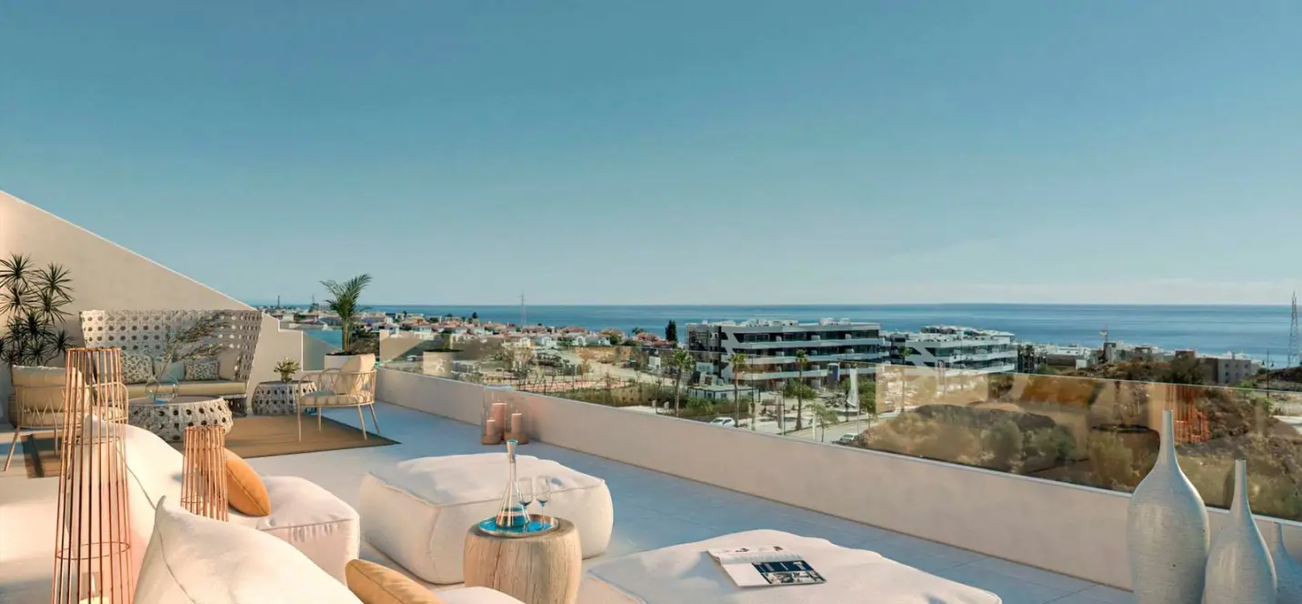 Sale of middle floor apartment in Benalmadena 2