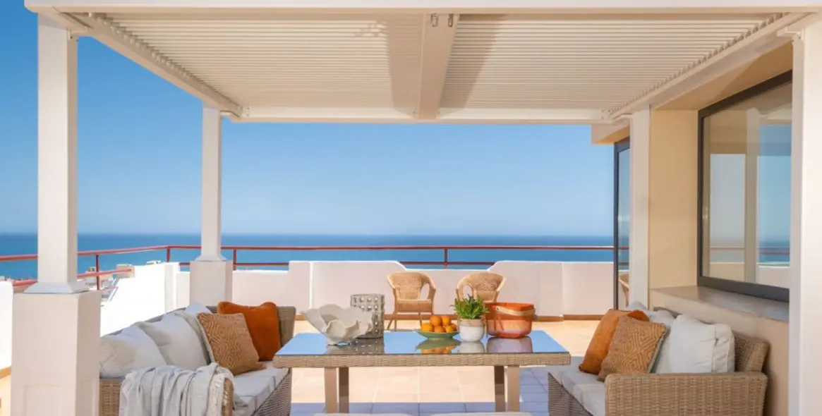 Sale of penthouse in Fuengirola 1