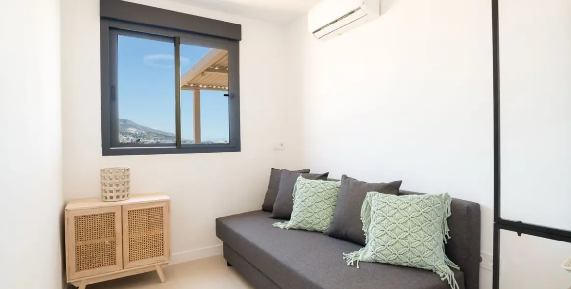 Sale of penthouse in Fuengirola 5