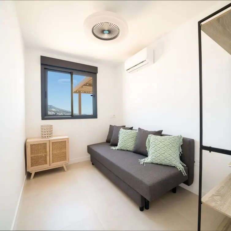Sale of penthouse in Fuengirola