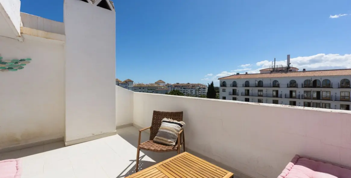 Продажа таунхауса в Nueva Andalucía 9