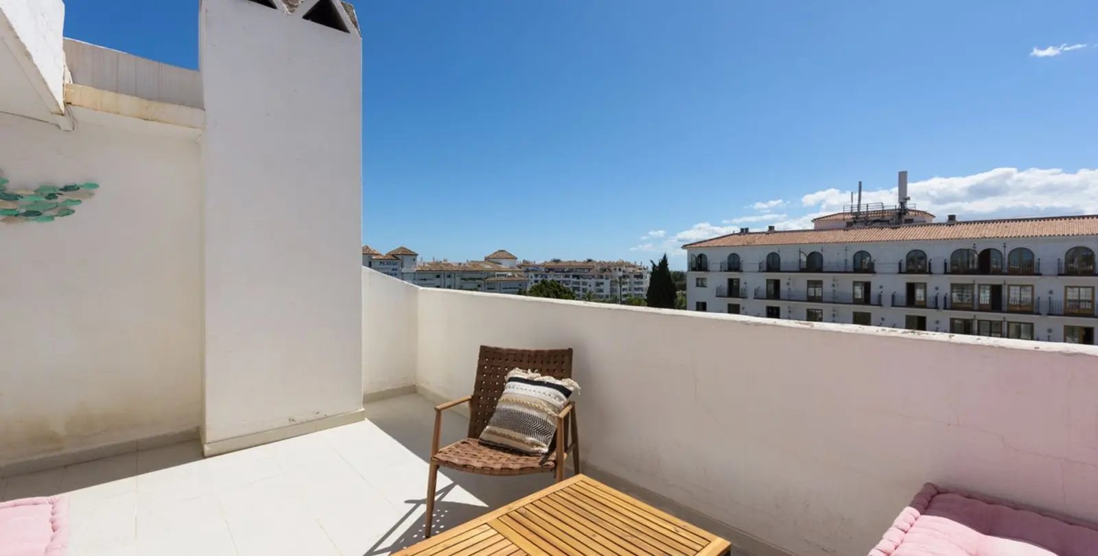 Sale of townhouse in Nueva Andalucía 9