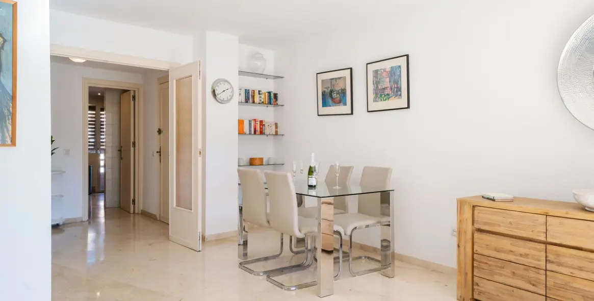 Sale of middle floor apartment in Marbella 8