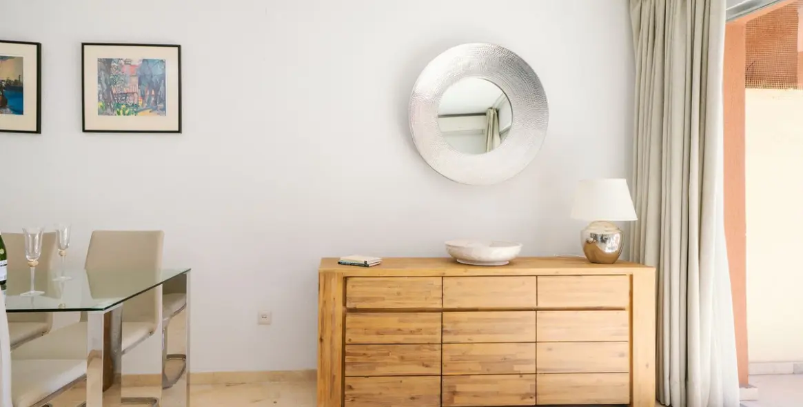 Sale of middle floor apartment in Marbella 10