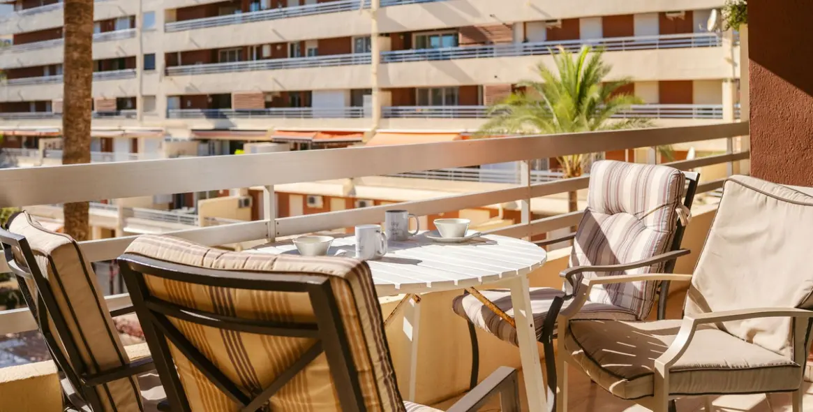 Sale of middle floor apartment in Marbella 26