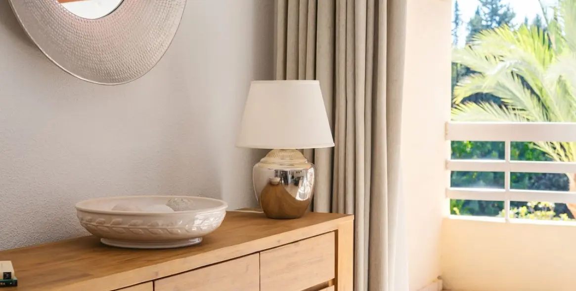 Sale of middle floor apartment in Marbella 43