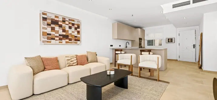 Продажа апартаментов на первом этаже в Nueva Andalucía 0