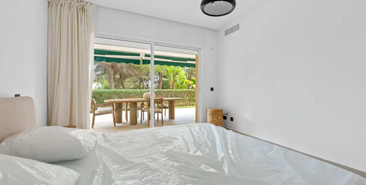 Продажа апартаментов на первом этаже в Nueva Andalucía 26