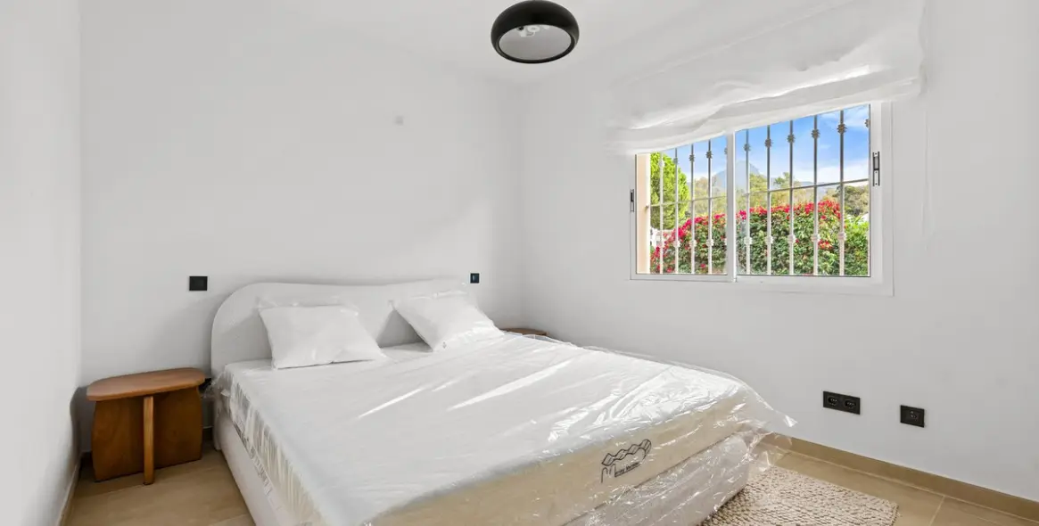 Продажа апартаментов на первом этаже в Nueva Andalucía 28