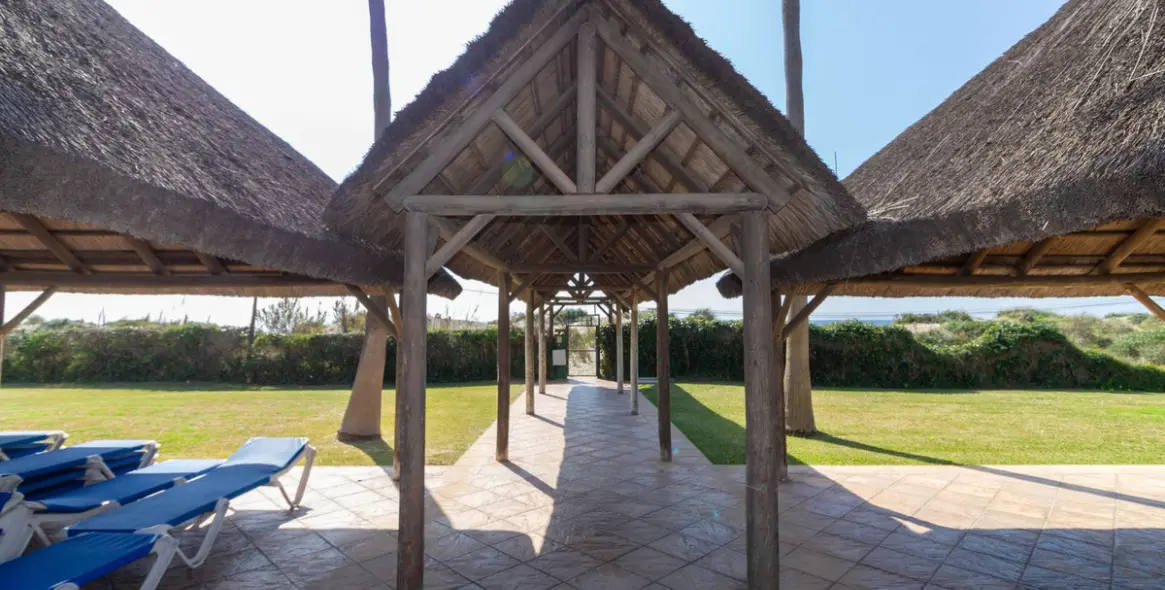 Продажа апартаментов на первом этаже в Elviria 25