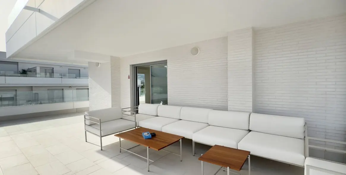 Sale of penthouse in Nueva Andalucía 1