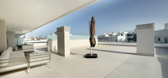 Sale of penthouse in Nueva Andalucía 1