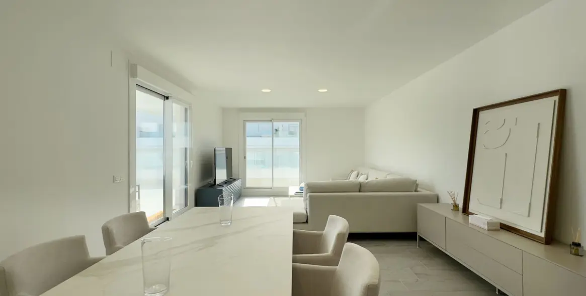 Sale of penthouse in Nueva Andalucía 12