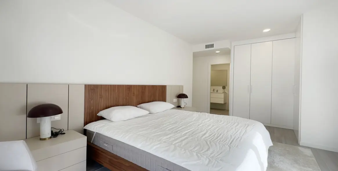 Sale of penthouse in Nueva Andalucía 22