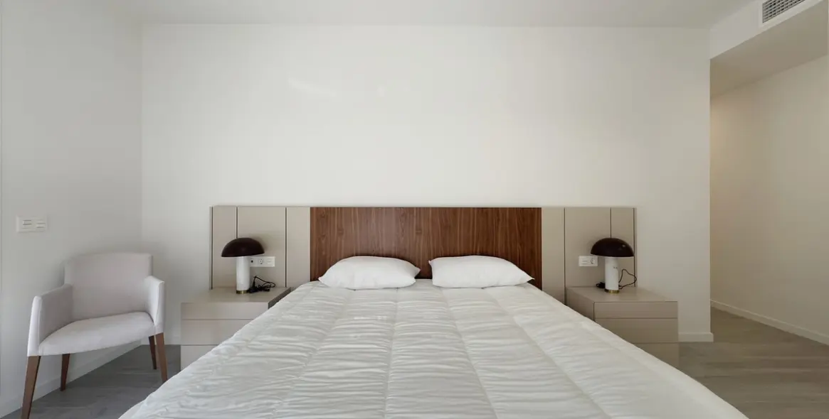 Sale of penthouse in Nueva Andalucía 23