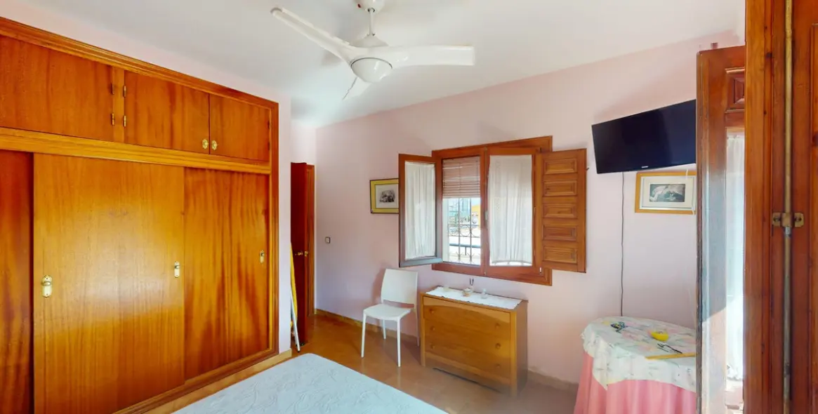 Sale of detached villa in Chilches 27