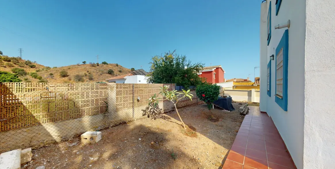 Sale of detached villa in Chilches 47