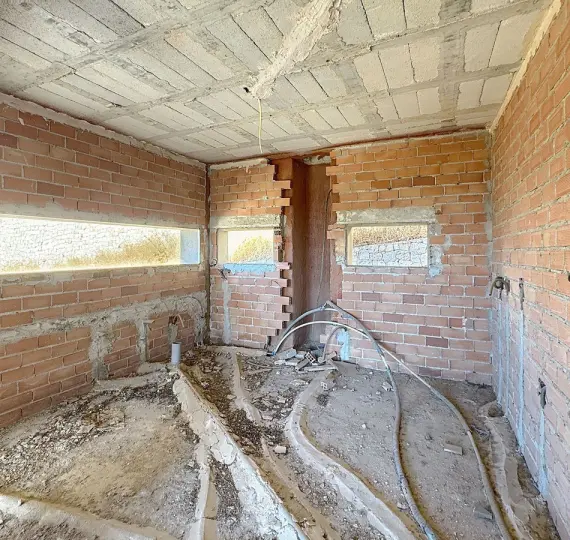 Sale of detached villa in Valtocado