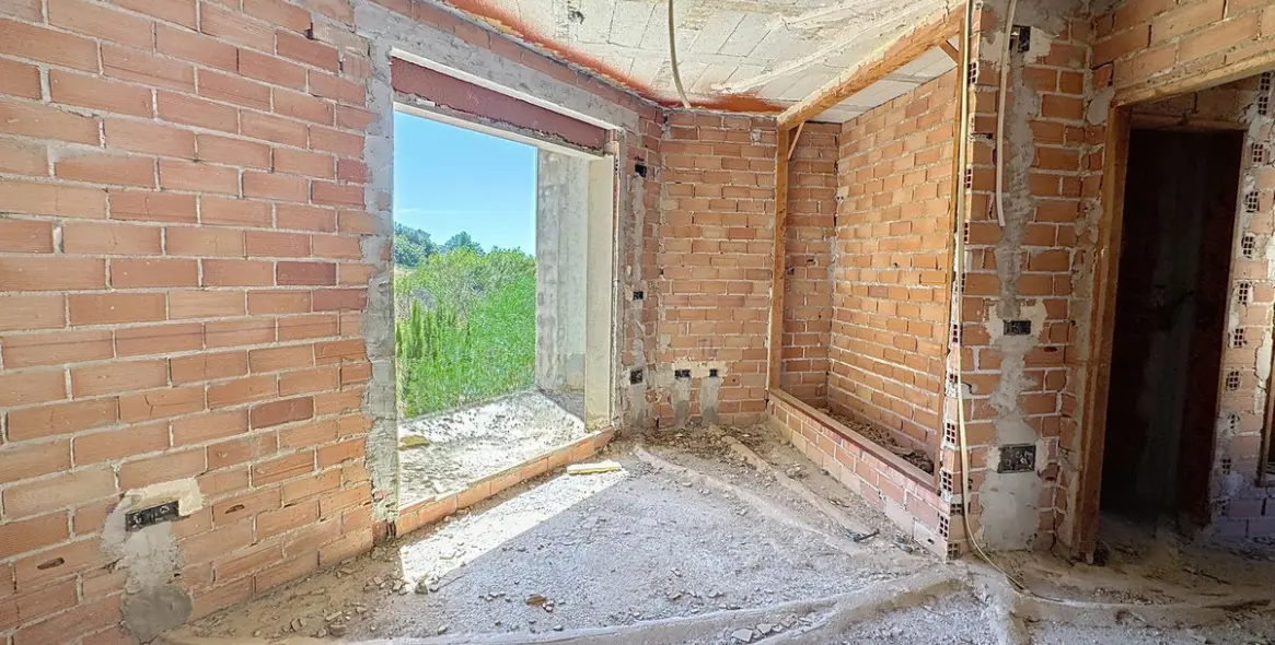 Sale of detached villa in Valtocado 9