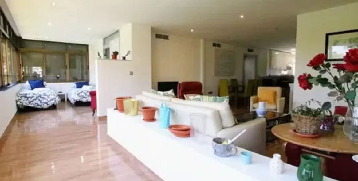 Продажа апартаментов на среднем этаже в Torremolinos 3