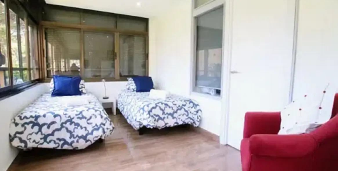 Продажа апартаментов на среднем этаже в Torremolinos 9