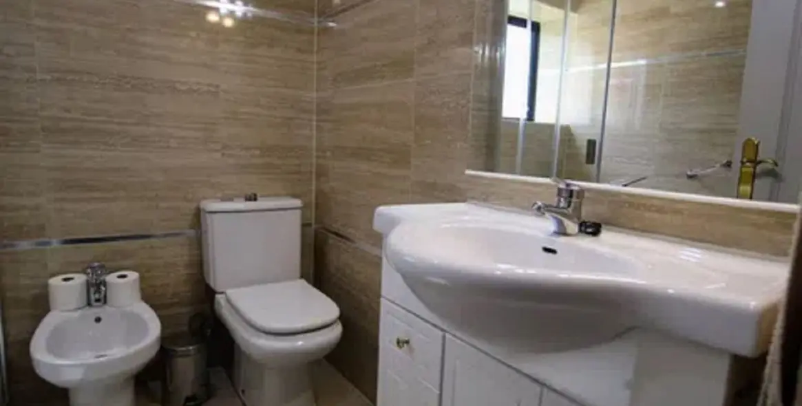 Продажа апартаментов на среднем этаже в Torremolinos 12