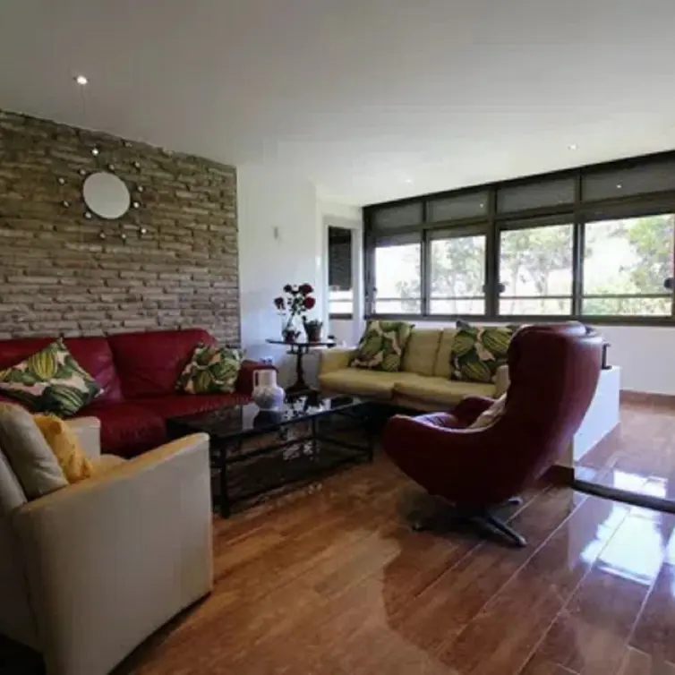 Sale of middle floor apartment in Torremolinos