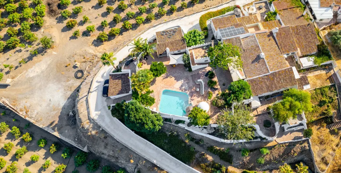 Sale of finca - cortijo in Almayate 8