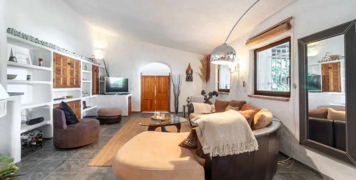 Sale of finca - cortijo in Almayate 14
