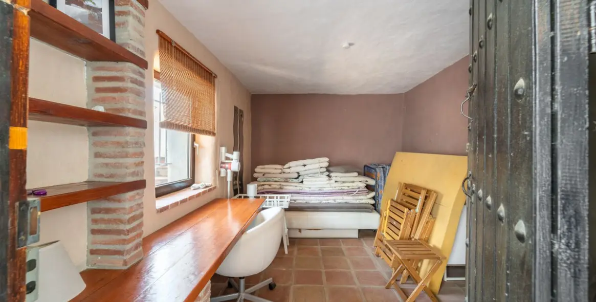 Sale of finca - cortijo in Almayate 26
