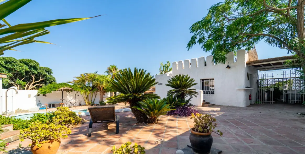 Sale of finca - cortijo in Almayate 31