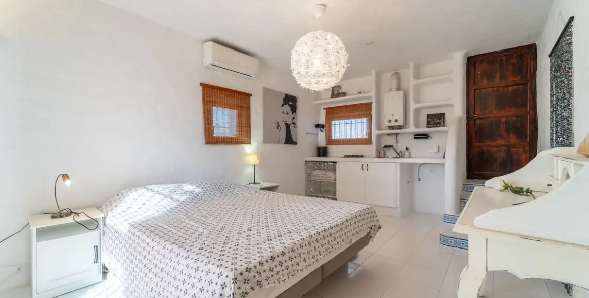 Sale of finca - cortijo in Almayate 45